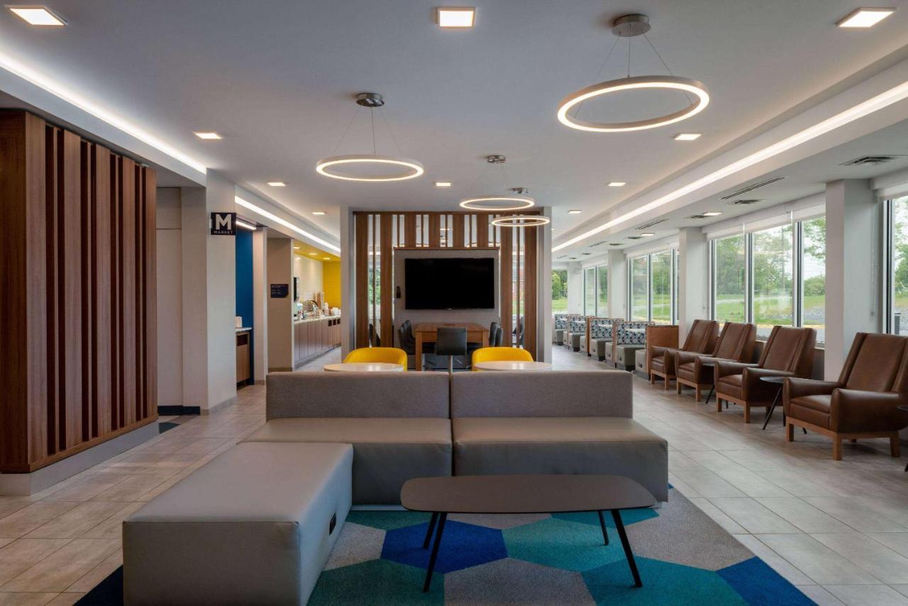 Microtel Inn & Suites By Wyndham Winchester Ngoại thất bức ảnh